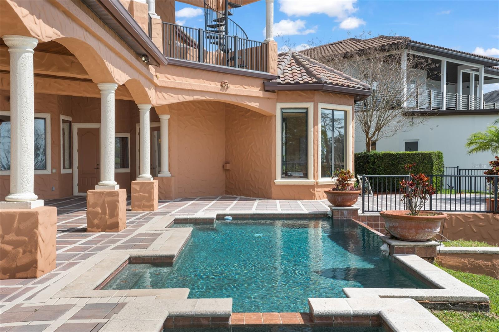 EMERSON POINTE - Residential