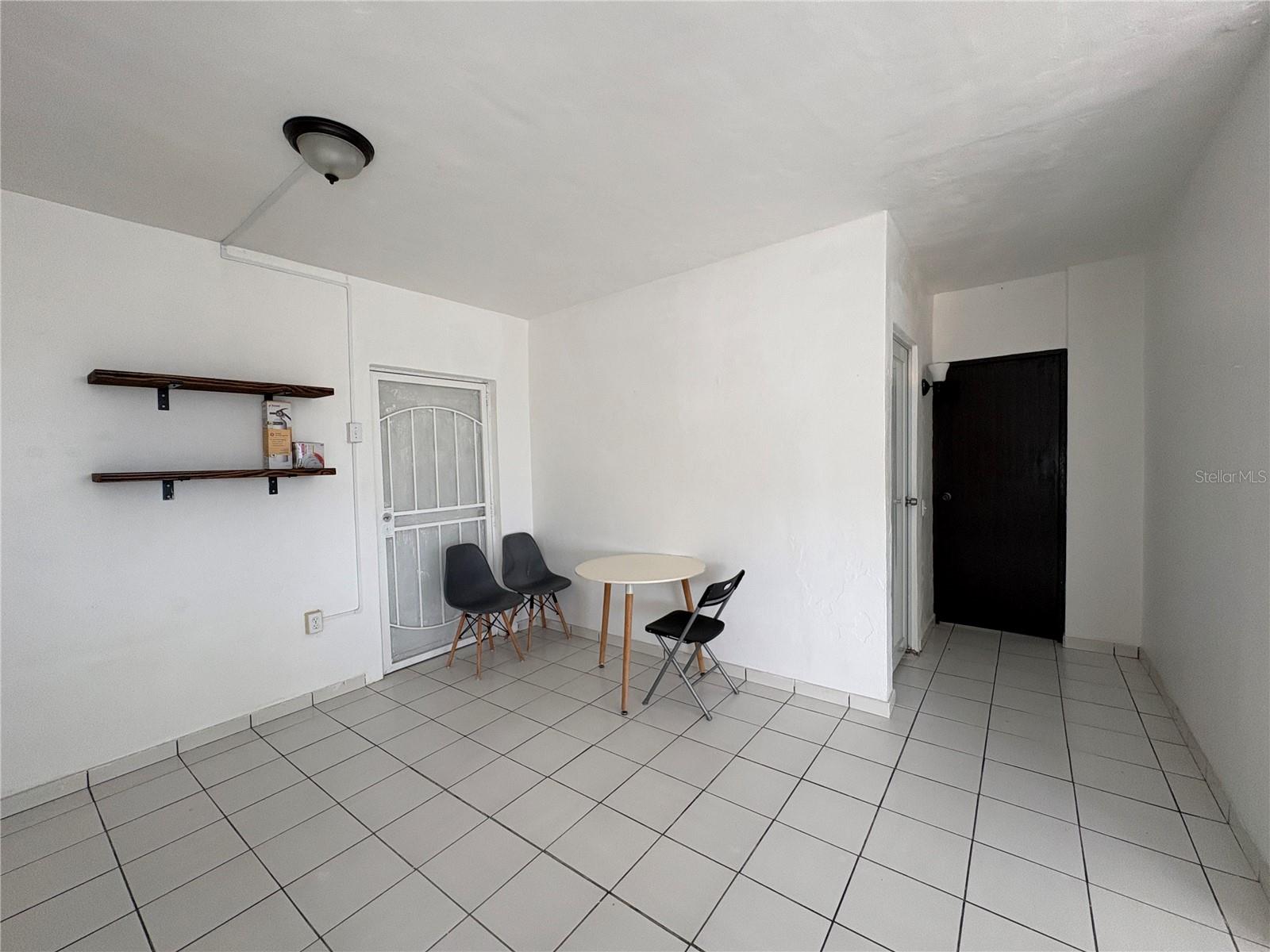 QUEBRADA FAJARDO - Residential Lease