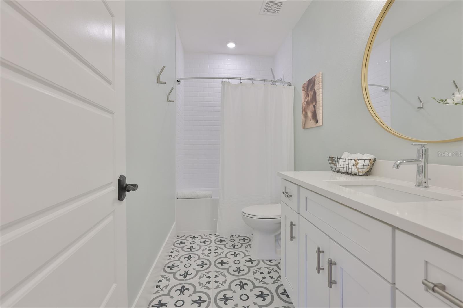 CENTRAL PARK TWNHMS - Residential