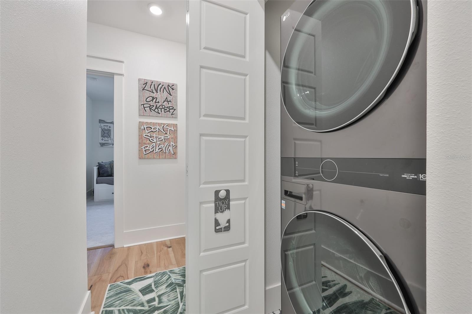 CENTRAL PARK TWNHMS - Residential