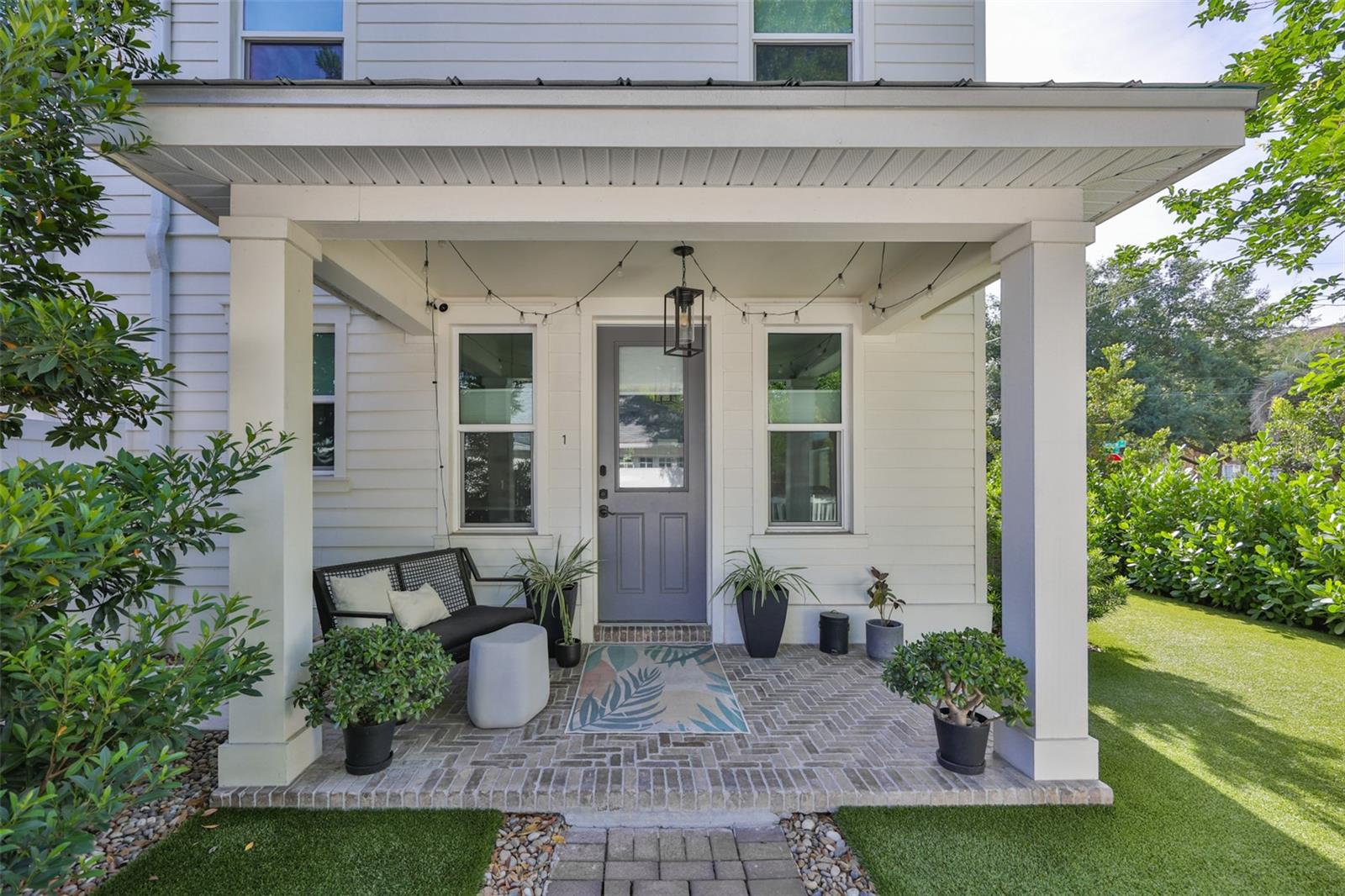 CENTRAL PARK TWNHMS - Residential