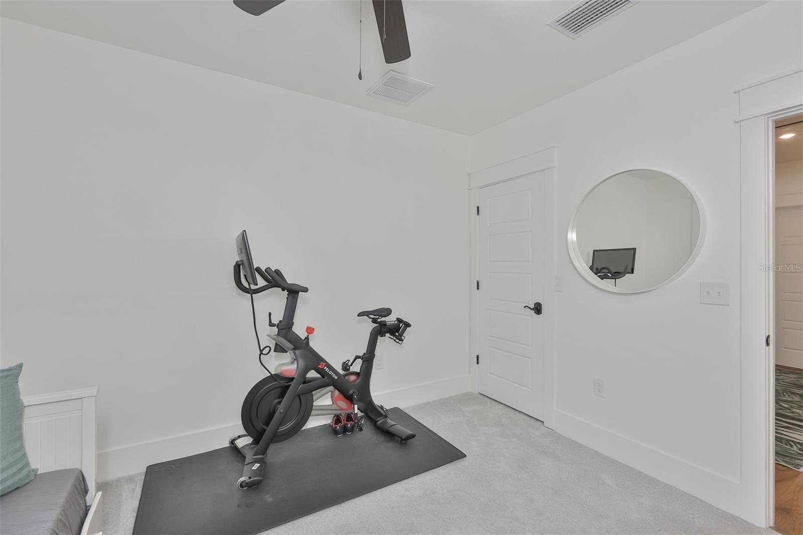 CENTRAL PARK TWNHMS - Residential