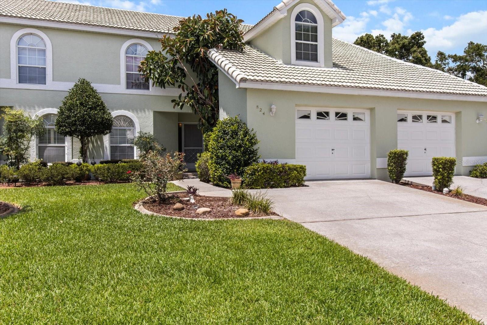 Great Home! Great Value! This is one of the larger homes in Windermere, *Priced Right and Ready to Sell* This 3 bedroom, 2.5 bath, 1 car garage home includes a glassed in lanai, and a separate room to be used as the dining room or an office, eat-in kitchen and Indoor Laundry. Relax at the Beautiful Community Pool and if you have a boat, enjoy the lake and dock it at Windermere's dock/boat parking for the day! Take a stroll or a nice bike ride on the fantastic Rails-to-Trails path just down the road and enjoy Wonderful Downtown Inverness! Most furniture and kitchen items may be available.