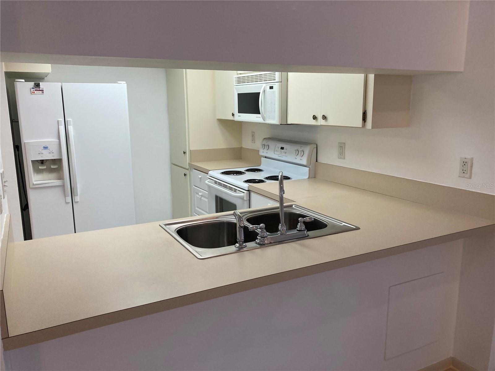 NAVIGATORS REST - Residential Lease