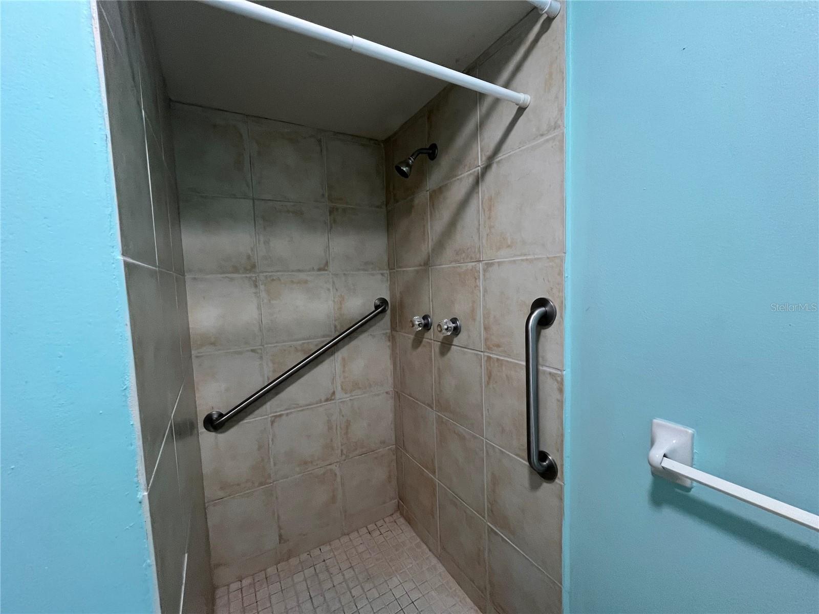 PARADISE POINTE WEST GR 03 - Residential