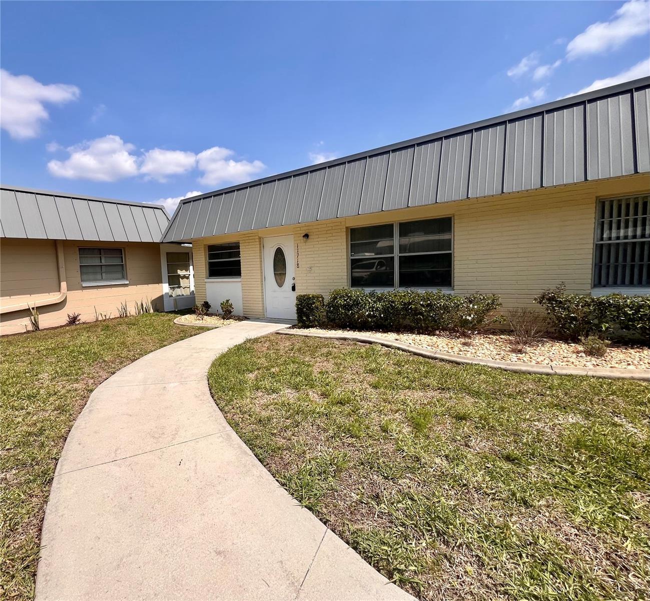 PARADISE POINTE WEST GR 03 - Residential