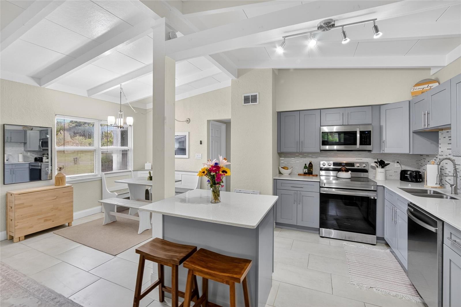 BAY VISTA PARK REP 1ST ADD - Residential