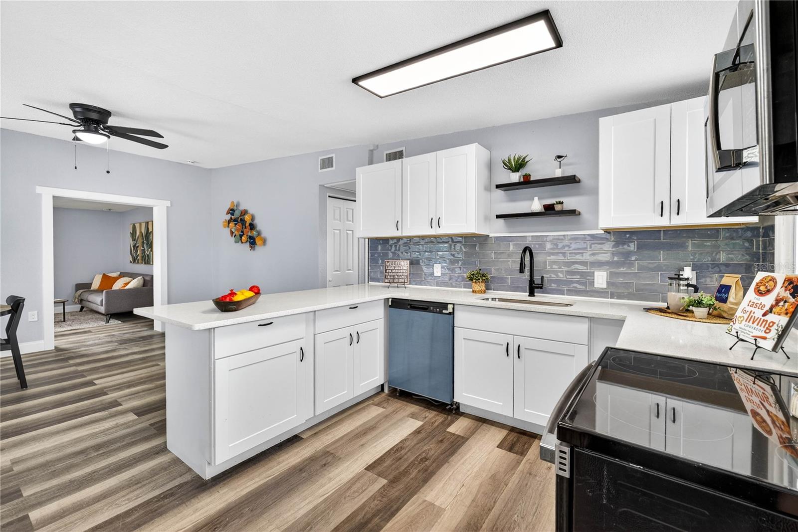 CRESTRIDGE 2ND ADD - Residential