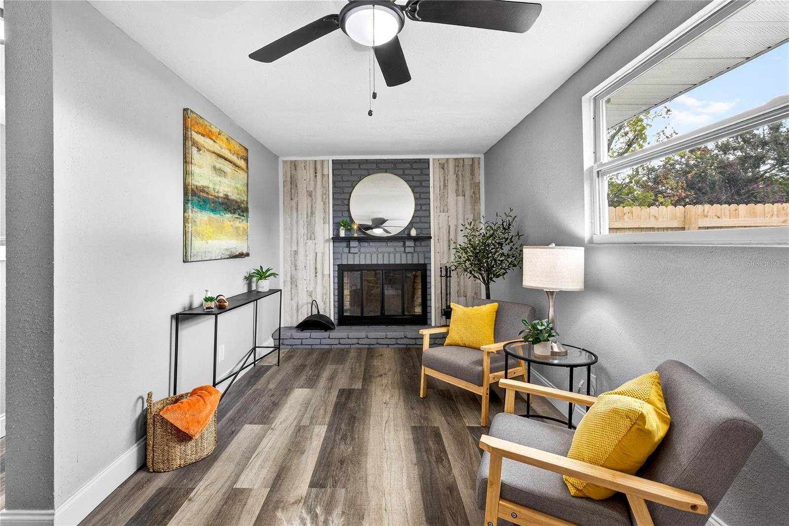 CRESTRIDGE 2ND ADD - Residential