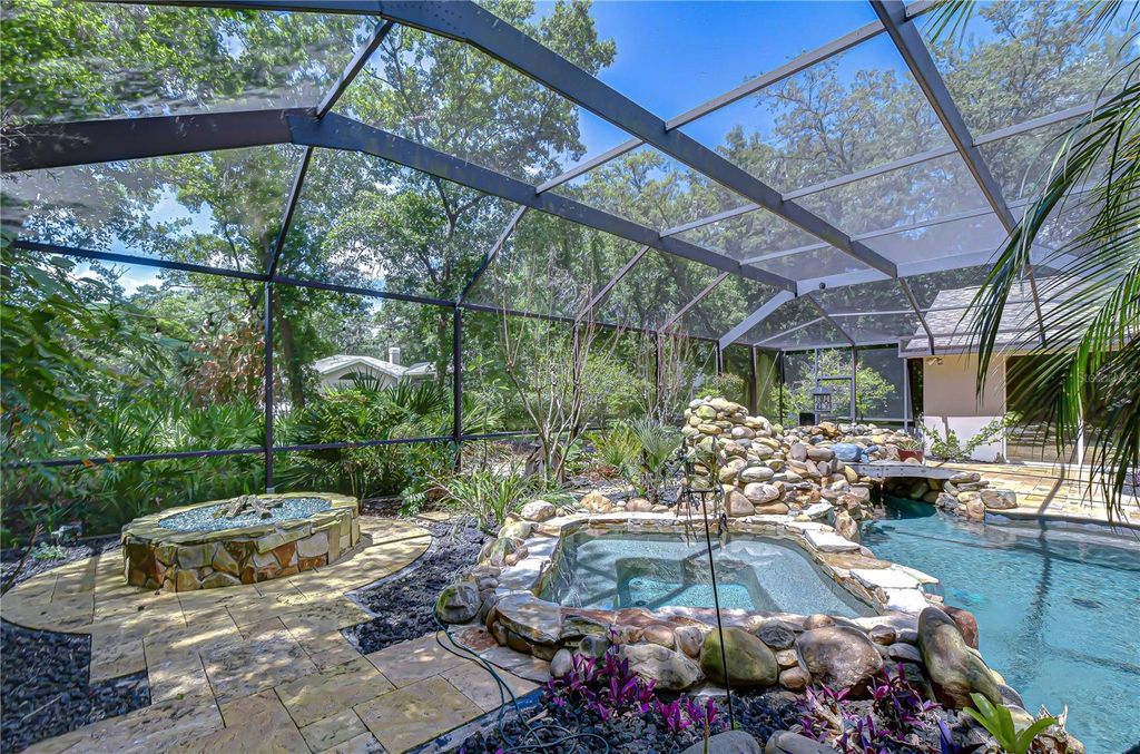 Photo of 5820 Audubon Manor Boulevard, Lithia, FL 33547 (MLS # TB8500389)