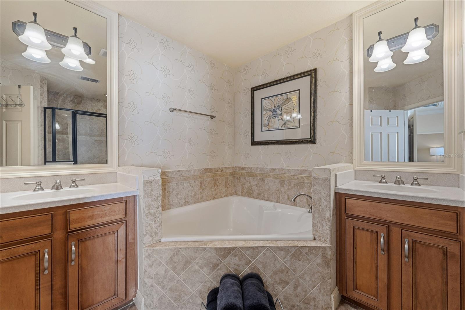 JESUPS RESERVE TWNHMS REP - Residential