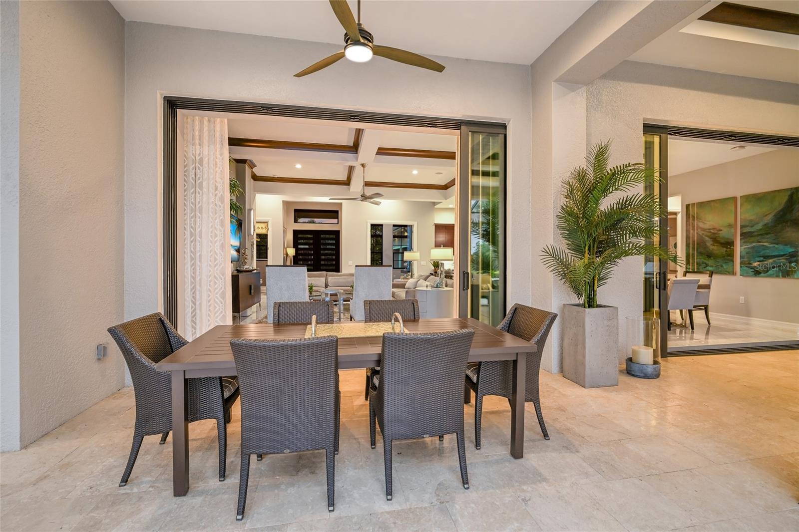 LAKE CLUB - Residential