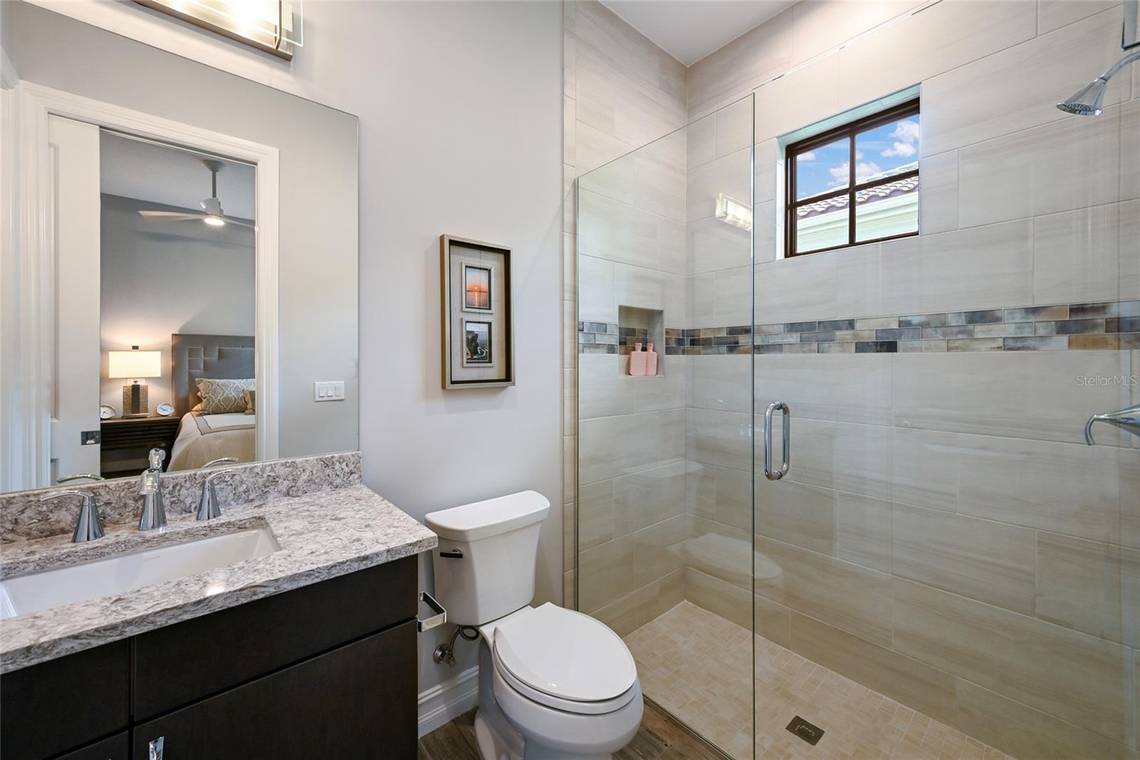 LAKE CLUB - Residential