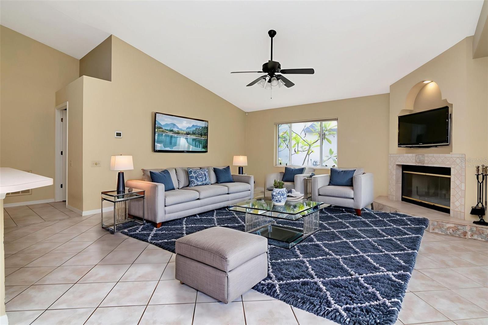 HOMESTEAD OAKS SUB - Residential