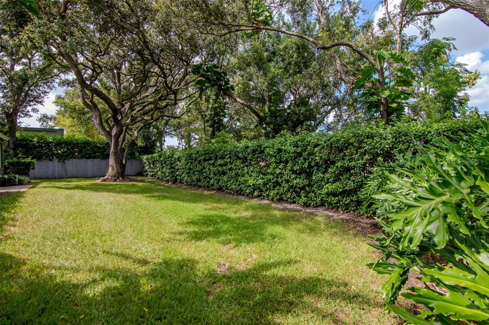 HOMESTEAD OAKS SUB - Residential