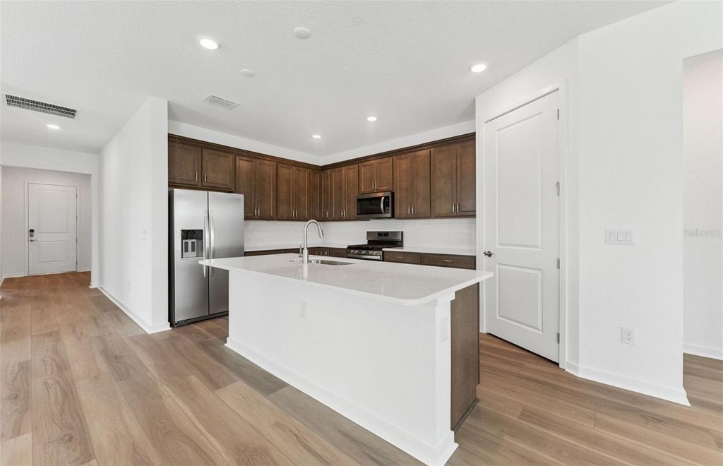 Photo of 37380 Clinch Circle, Zephyrhills, FL 33540 (MLS # TB8453877)