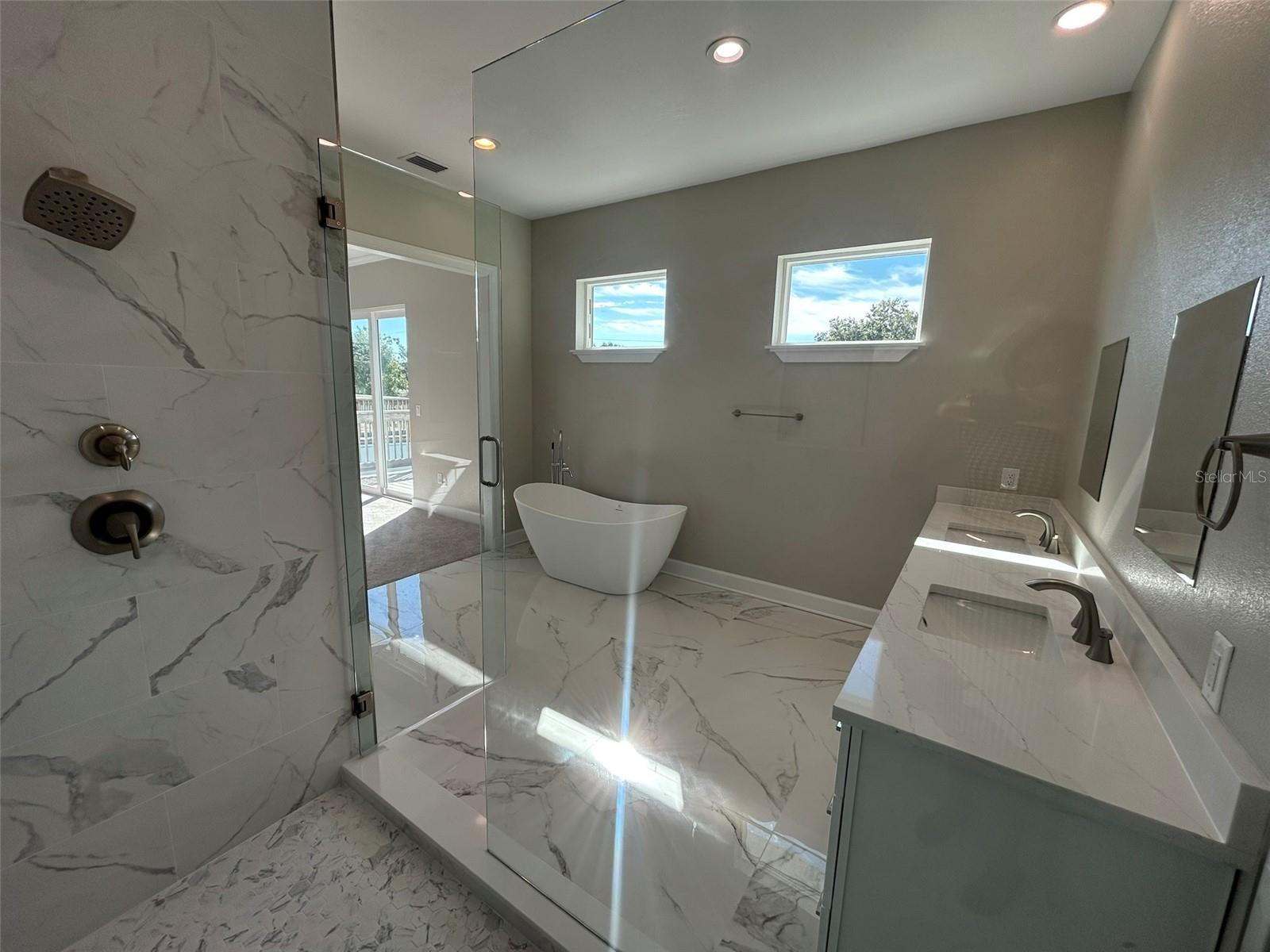 EUCLID MANOR - Residential