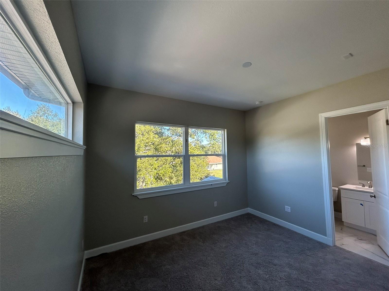 EUCLID MANOR - Residential