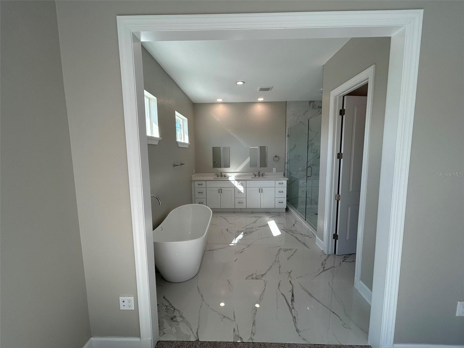 EUCLID MANOR - Residential