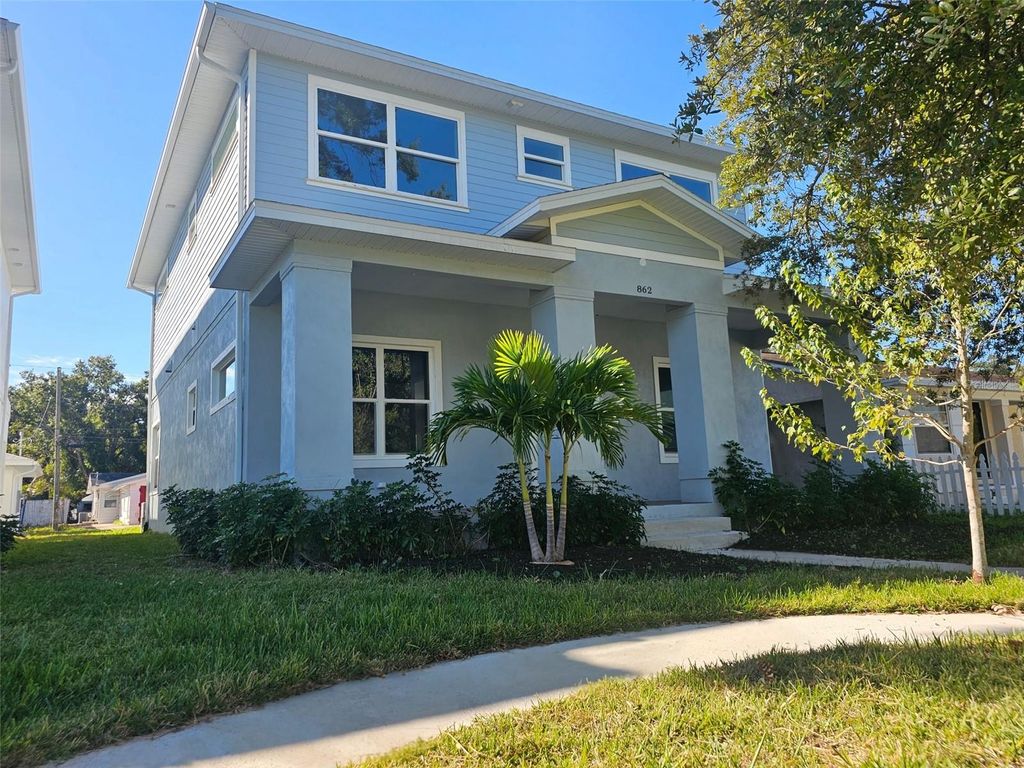 Photo of 862 46th Avenue N, St Petersburg, FL 33703 (MLS # TB8444873)