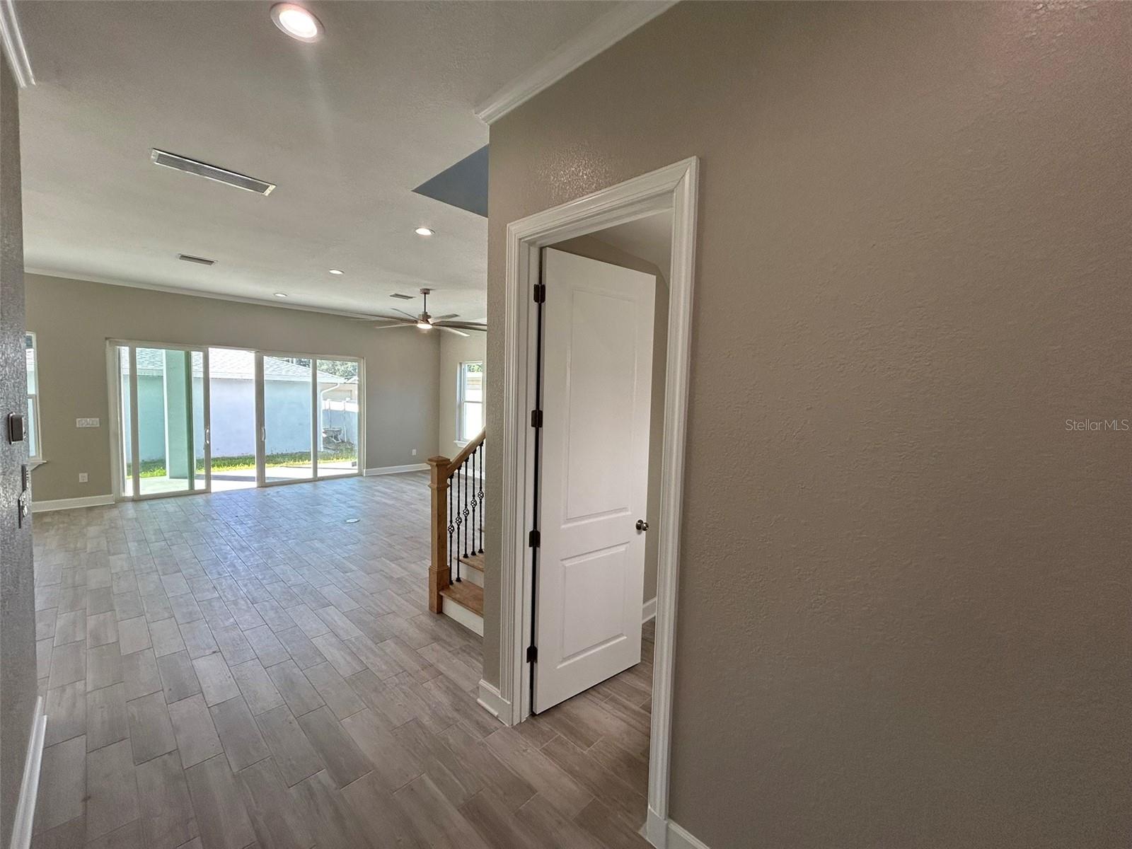 EUCLID MANOR - Residential