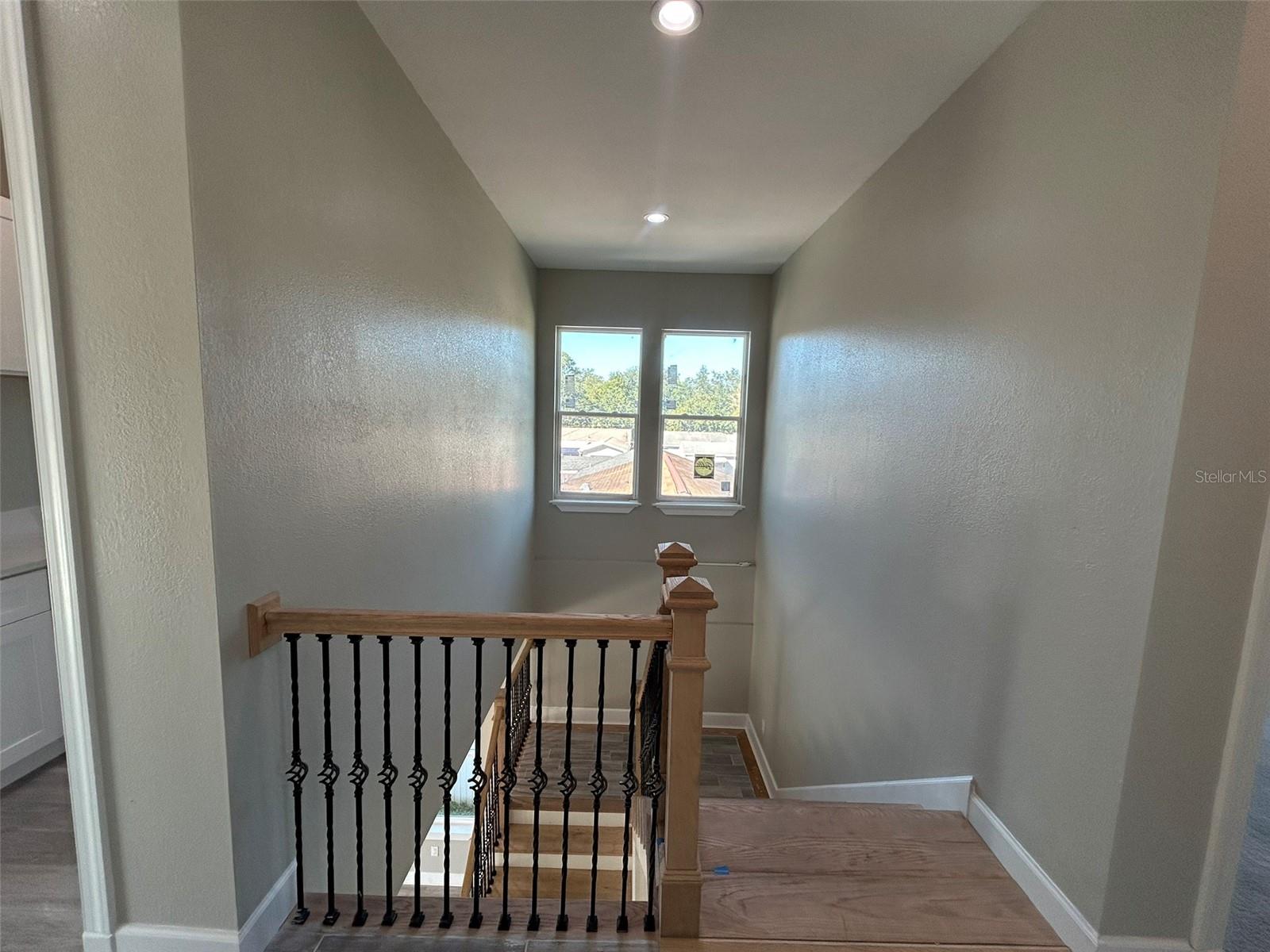 EUCLID MANOR - Residential