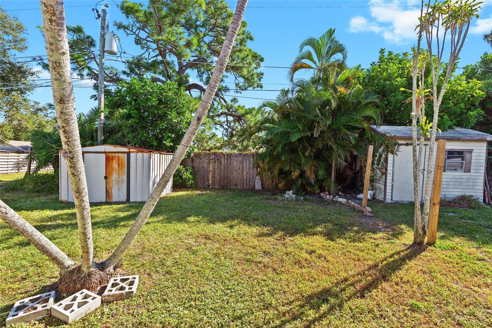 HERITAGE PINES - Residential