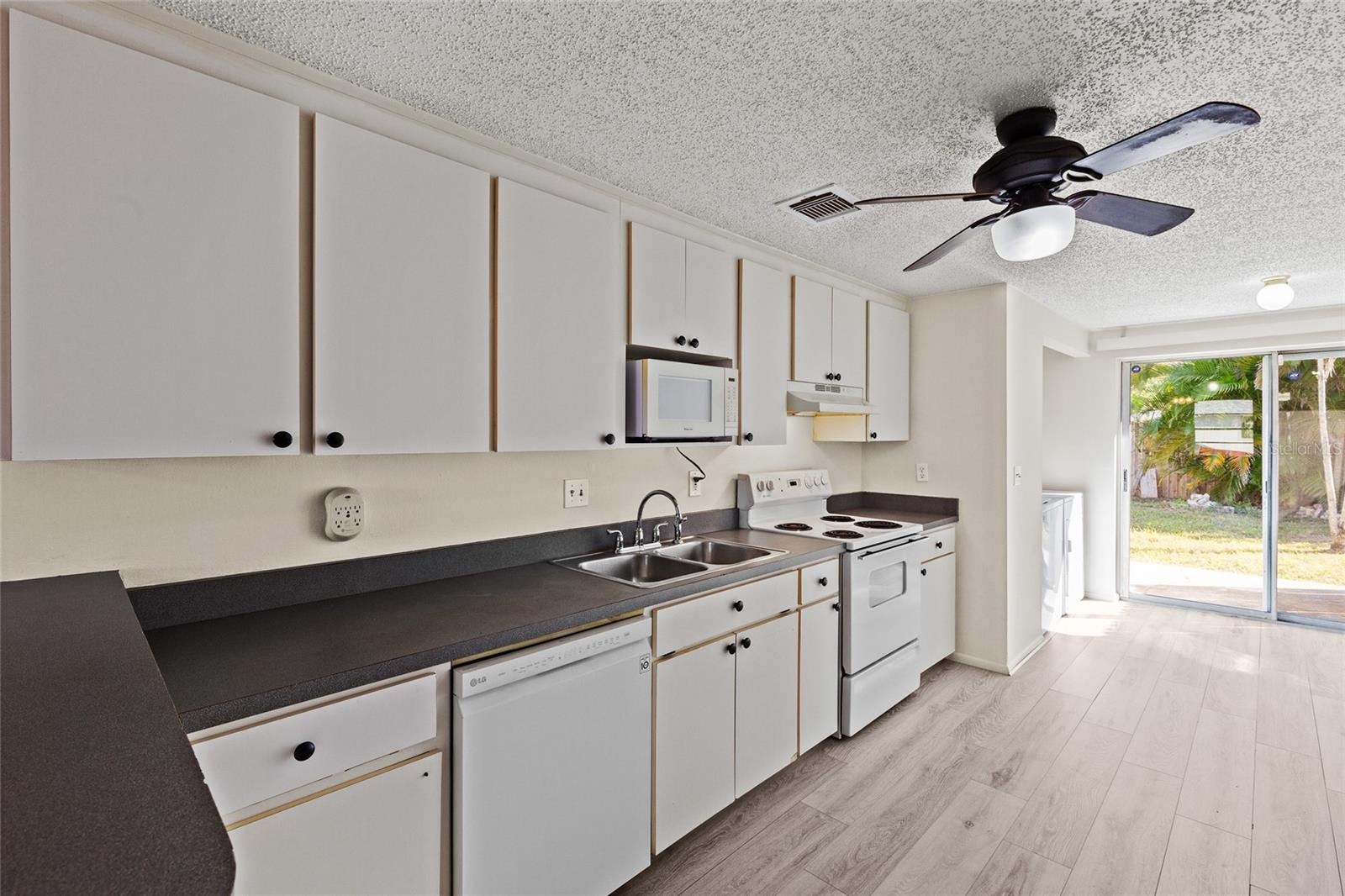 HERITAGE PINES - Residential