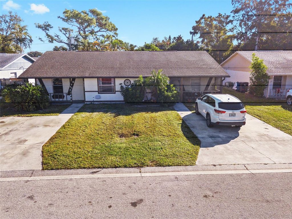 Photo of 4107 78th Street W, Bradenton, FL 34209 (MLS # A4671699)