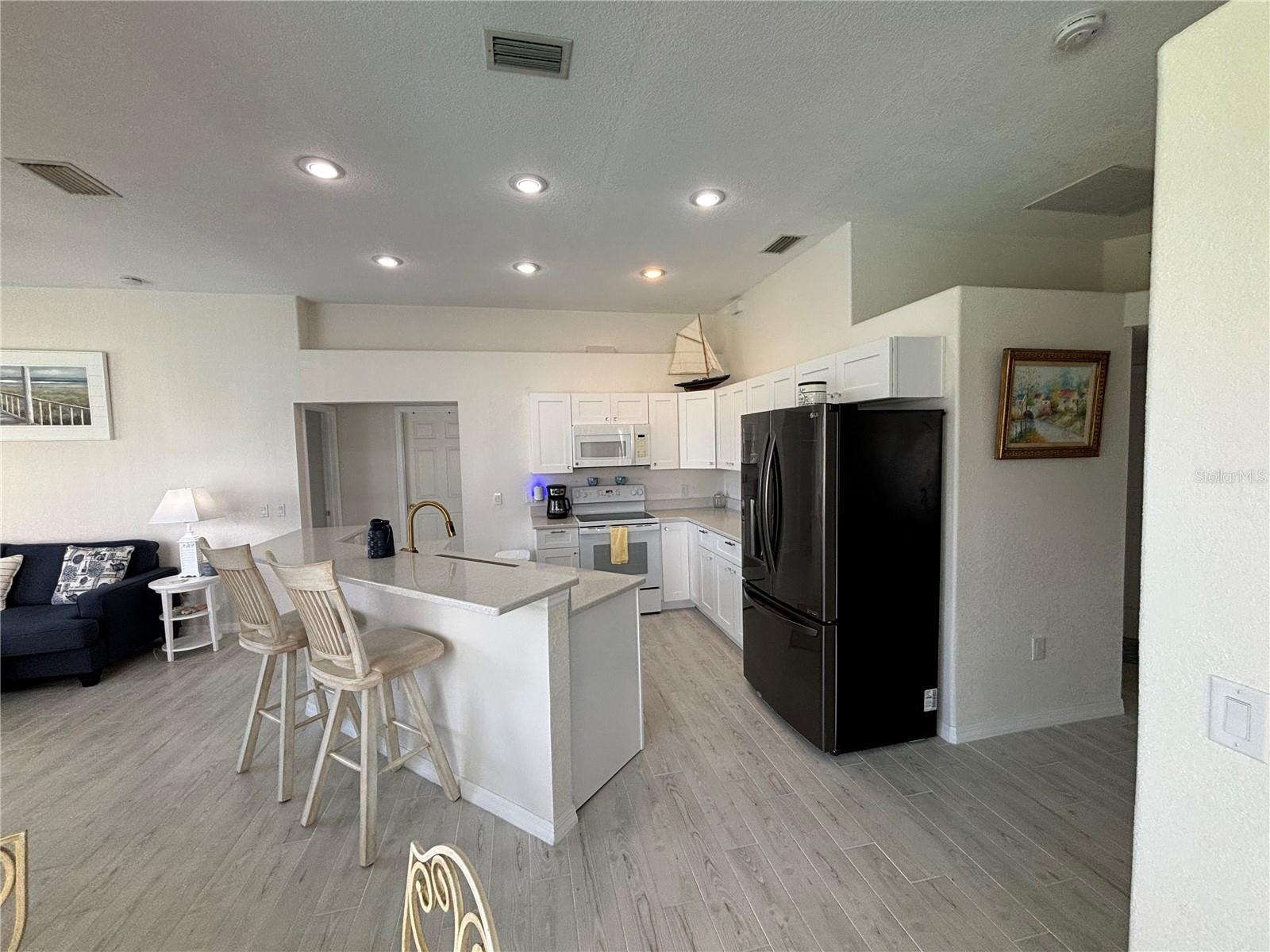 ROTONDA WEST LONG MEADOW - Residential Lease