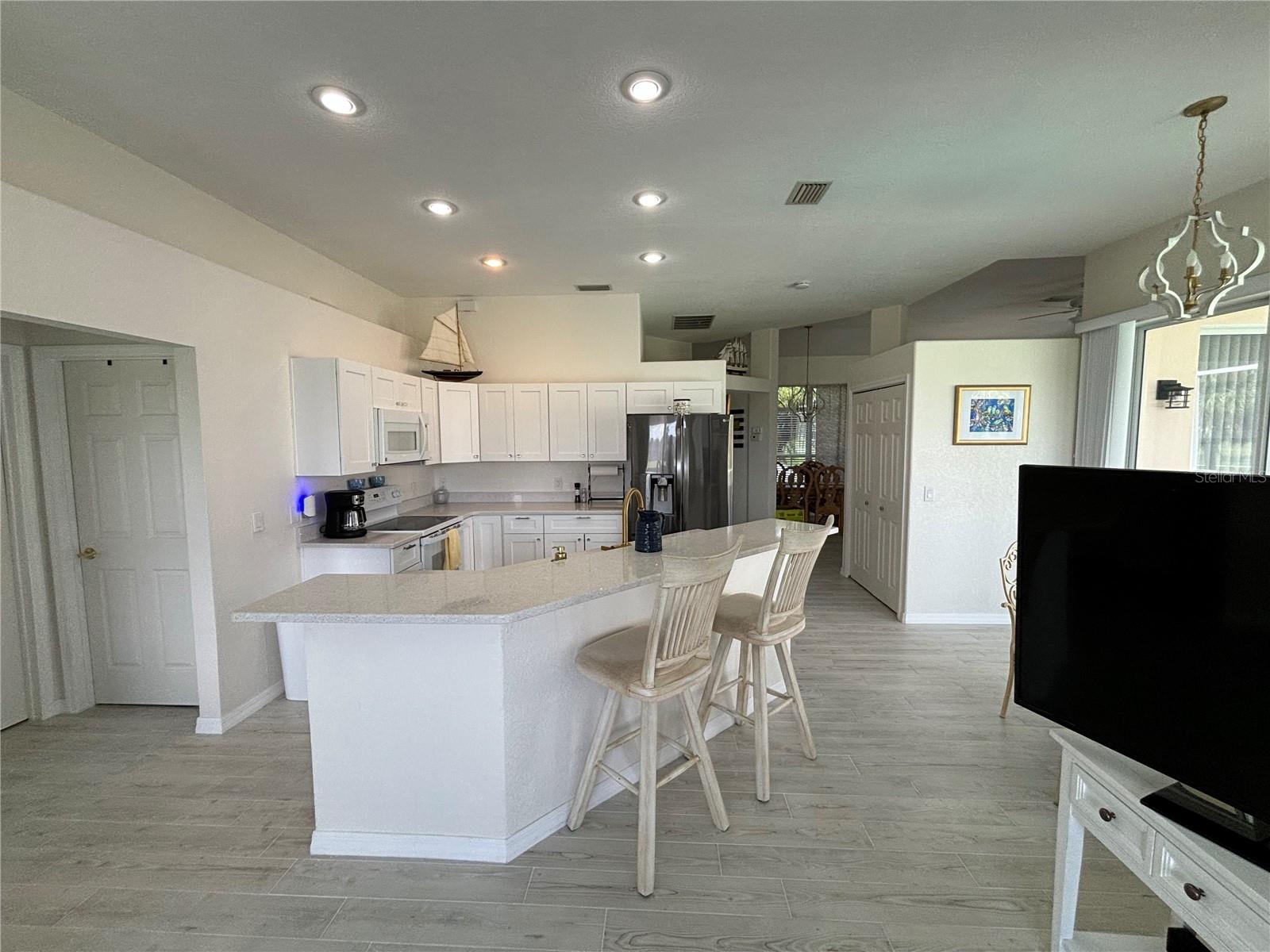 ROTONDA WEST LONG MEADOW - Residential Lease