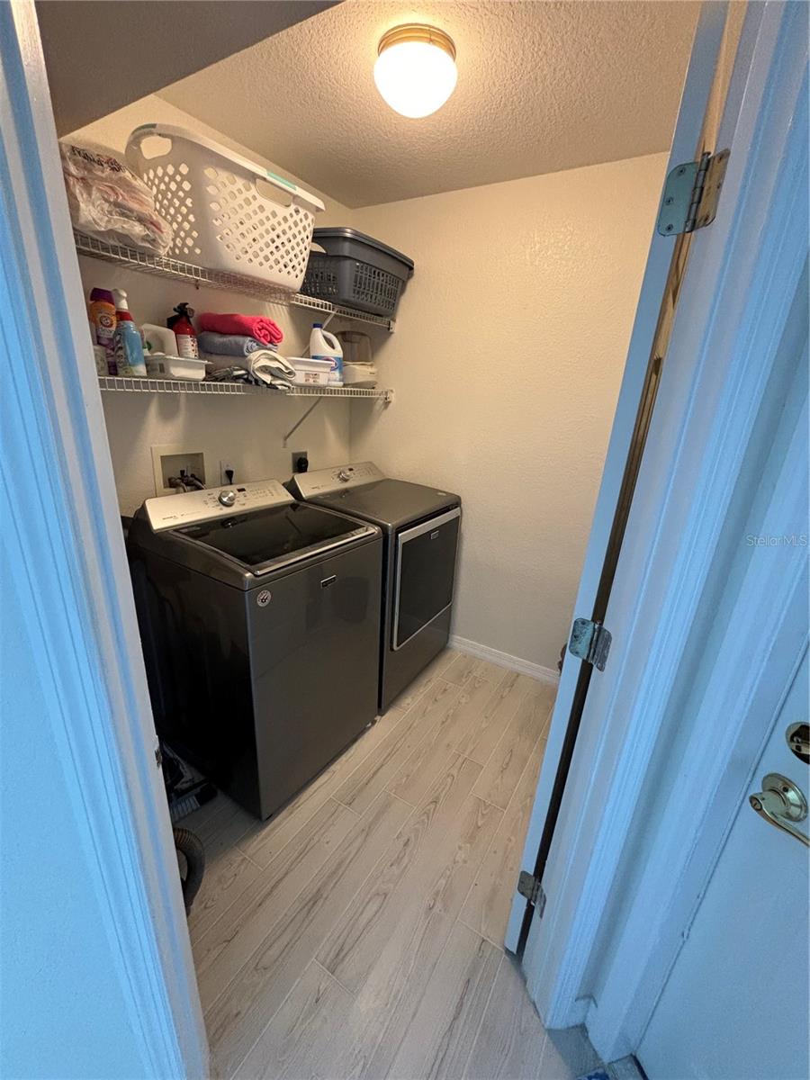 ROTONDA WEST LONG MEADOW - Residential Lease