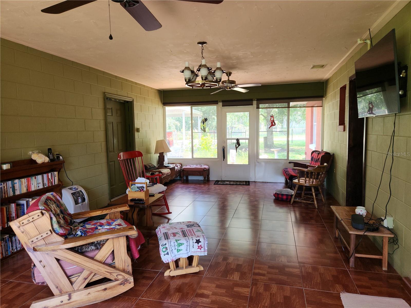 OCALA ESTATE - Residential