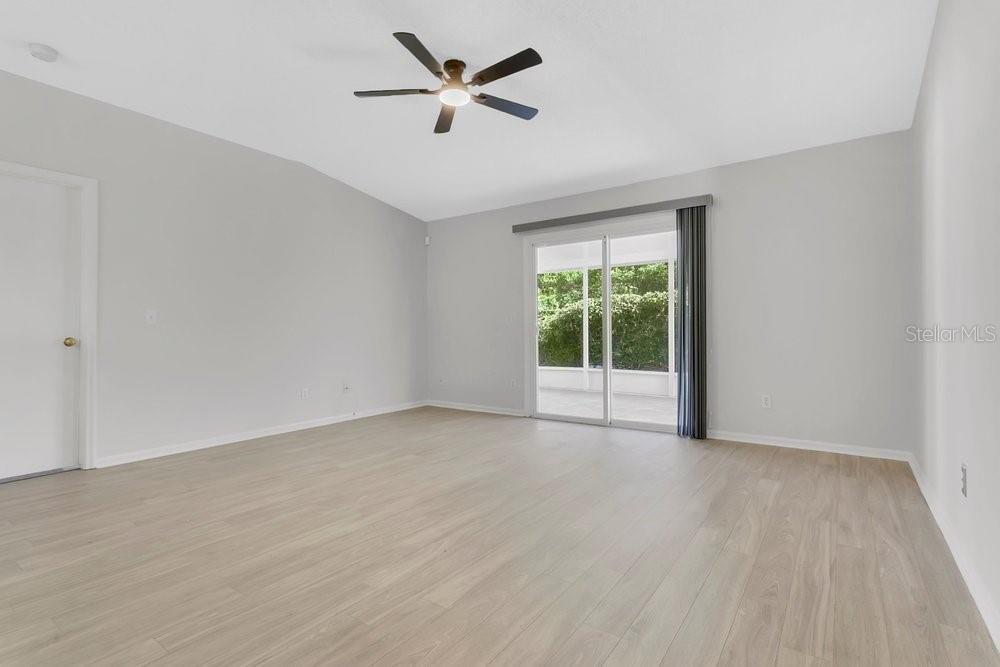 HOLDEN RIDGE - Residential