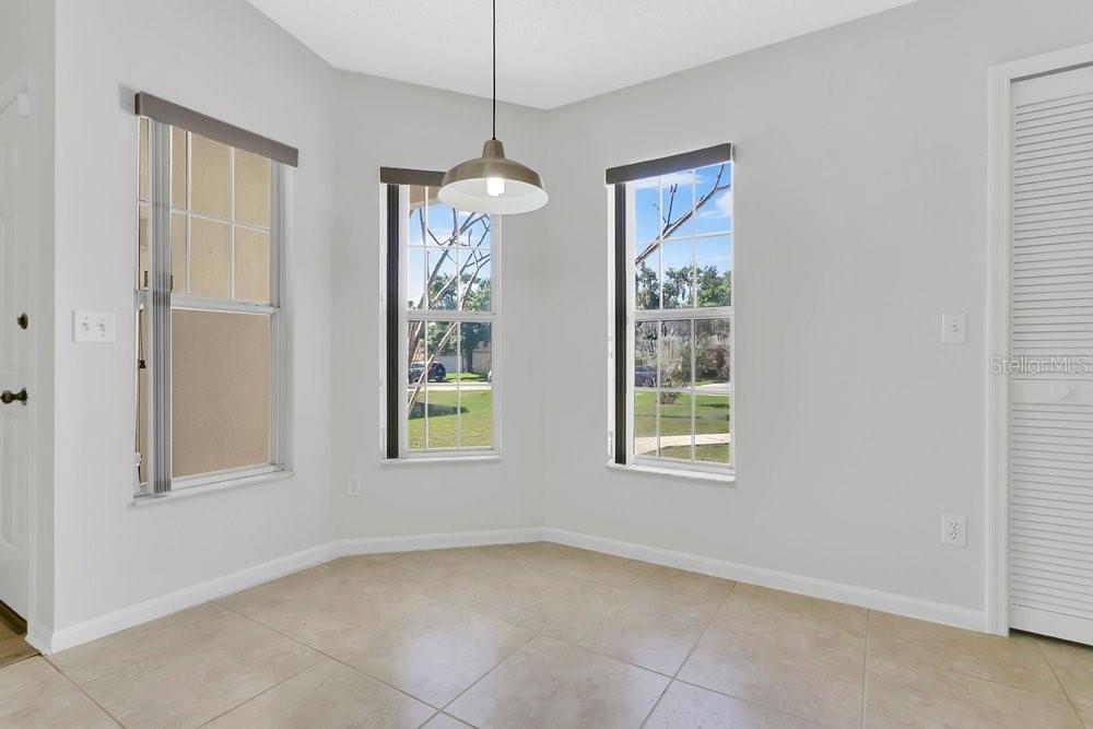 HOLDEN RIDGE - Residential