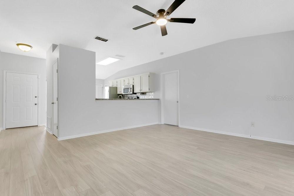 HOLDEN RIDGE - Residential
