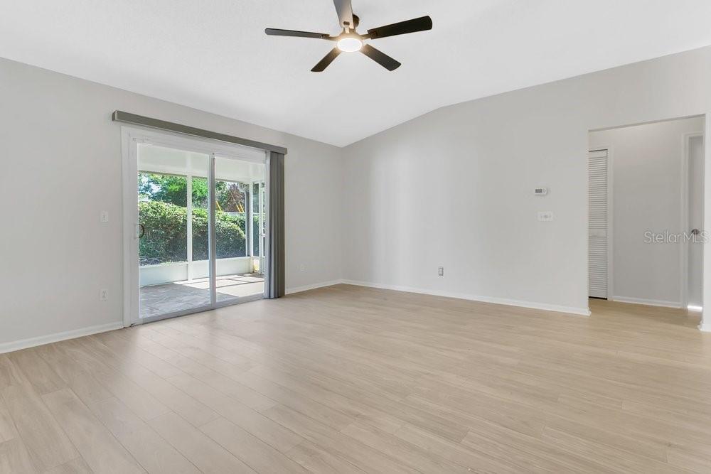 HOLDEN RIDGE - Residential