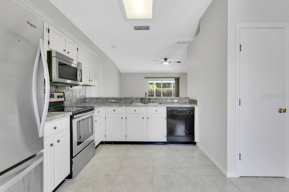 HOLDEN RIDGE - Residential