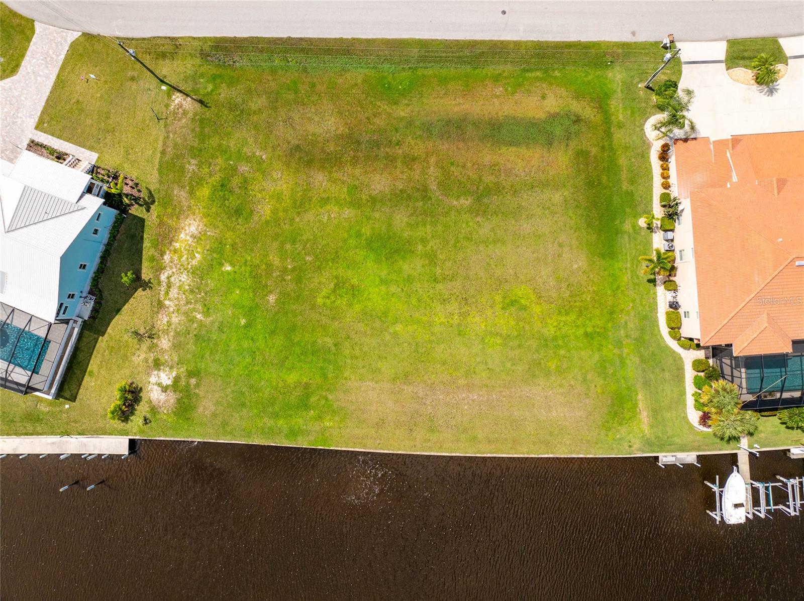PUNTA GORDA ISLES SEC 15 - Land