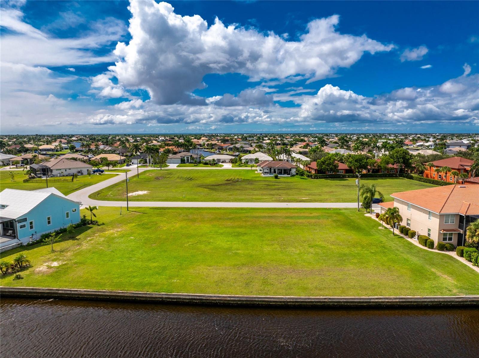 PUNTA GORDA ISLES SEC 15 - Land