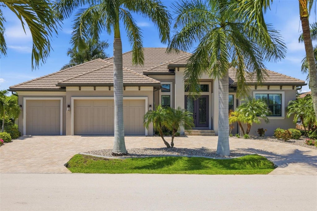 Photo of 1418 Kinglet Drive, Punta Gorda, FL 33950 (MLS # C7529618)
