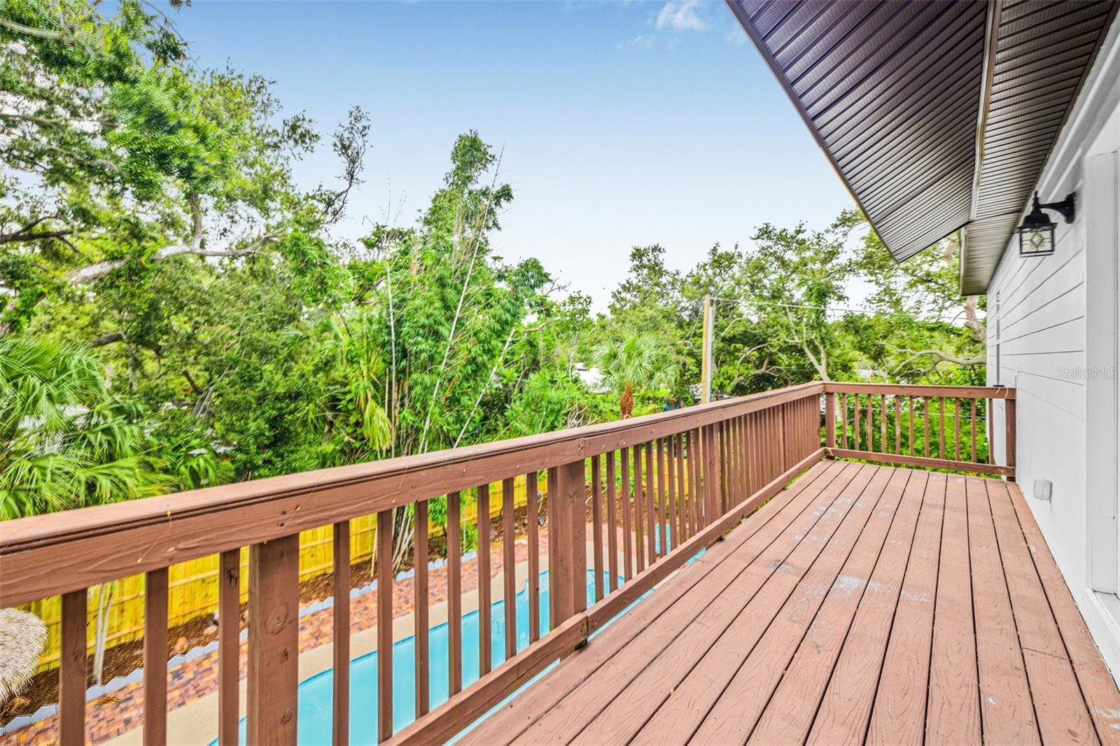 POWERS BAYVIEW ESTATES - Residential Lease