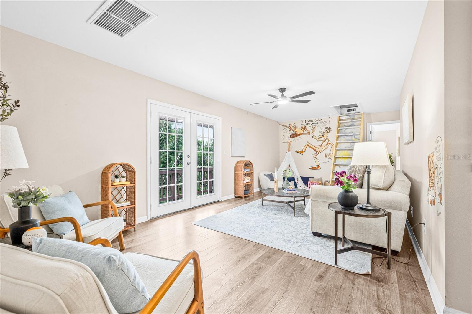POWERS BAYVIEW ESTATES - Residential Lease