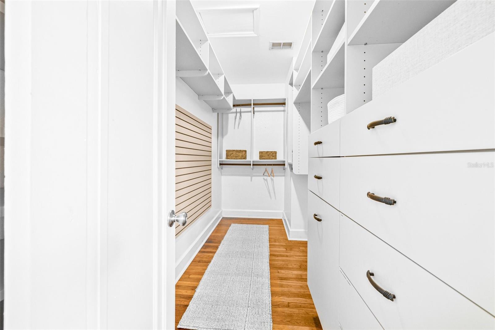 POWERS BAYVIEW ESTATES - Residential Lease