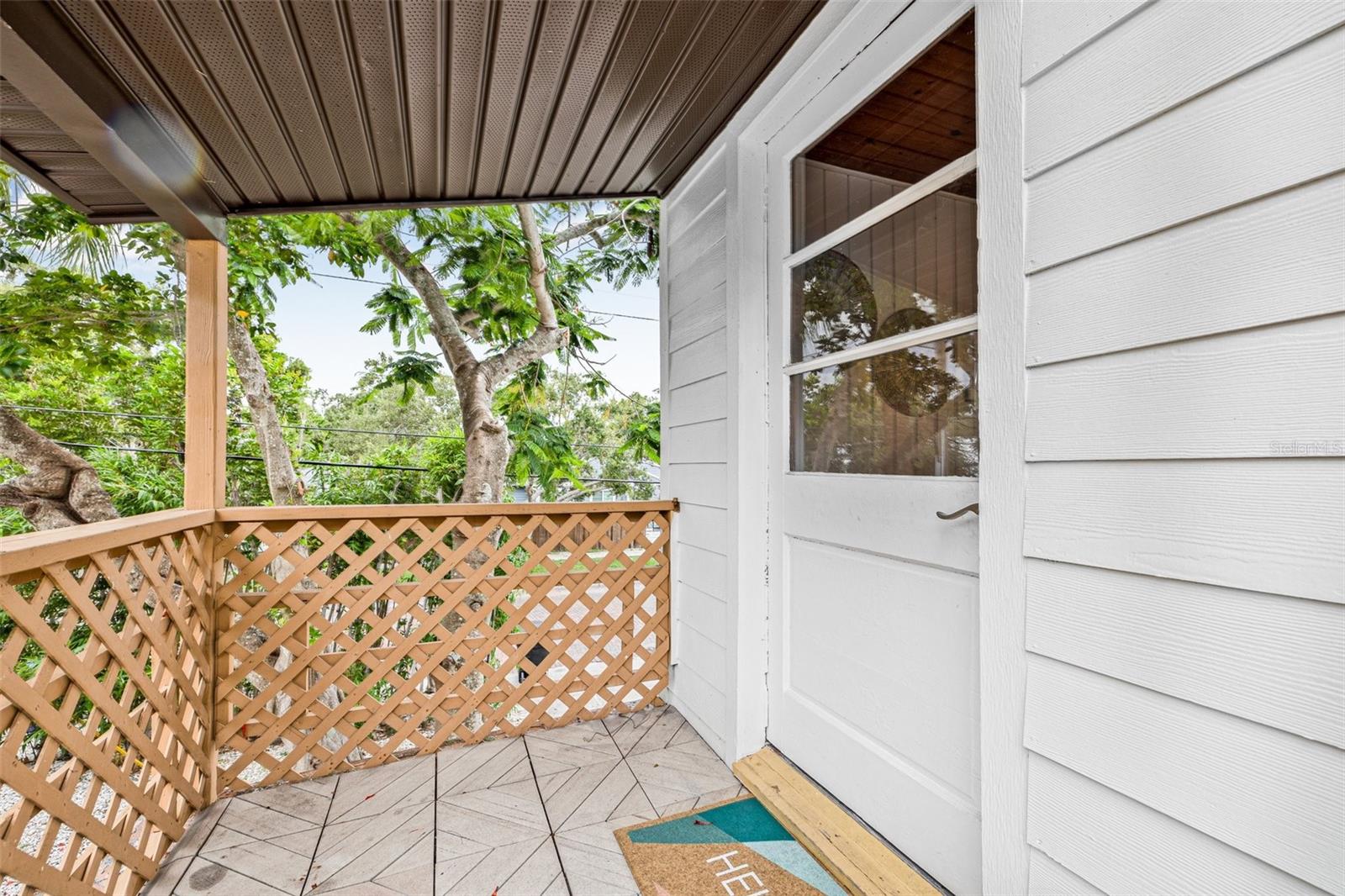 POWERS BAYVIEW ESTATES - Residential Lease