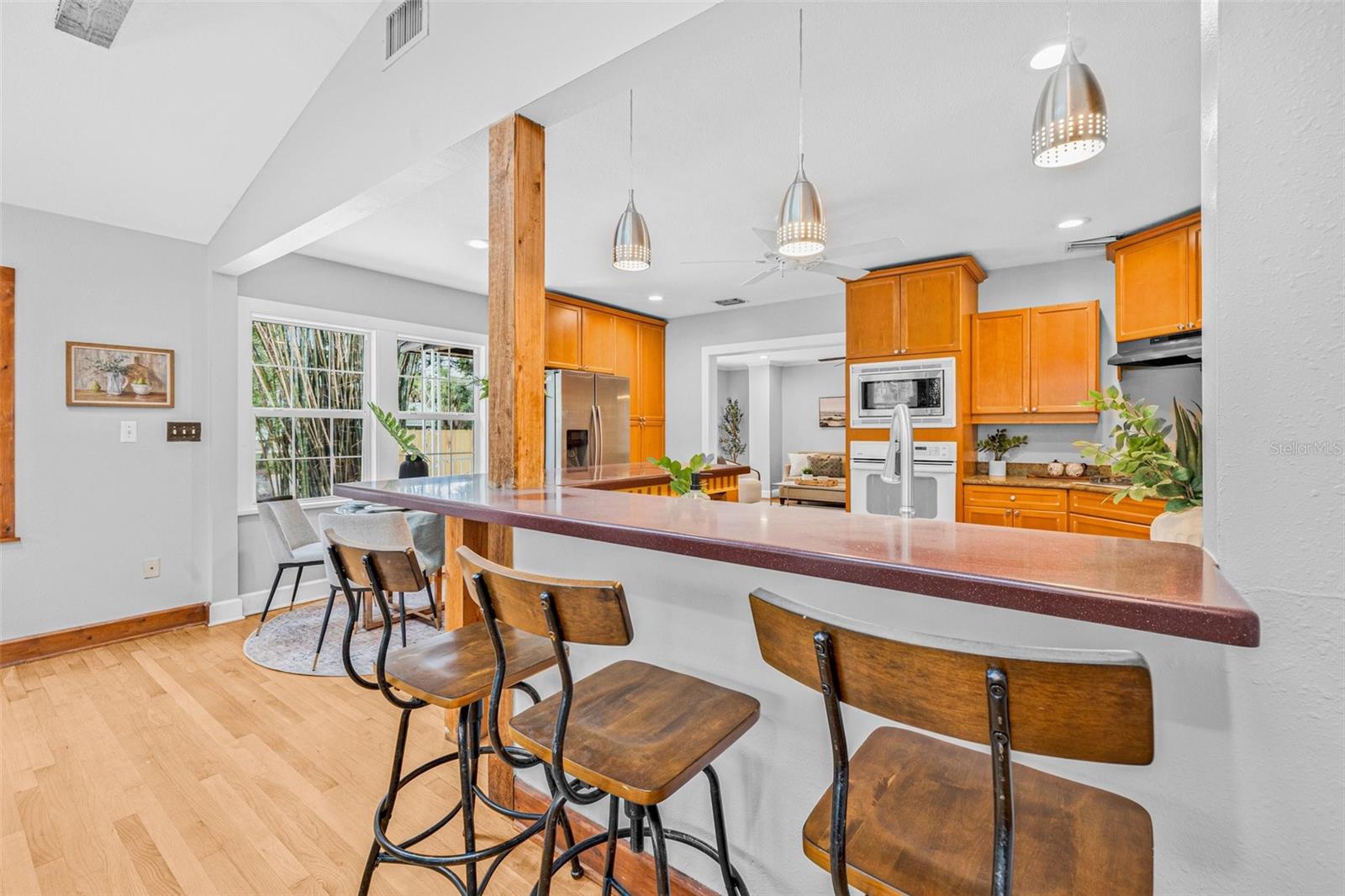 POWERS BAYVIEW ESTATES - Residential Lease