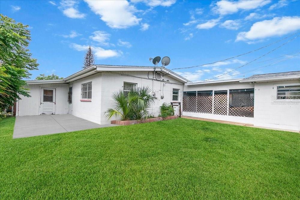 2256 SMATHER CIRCLE S