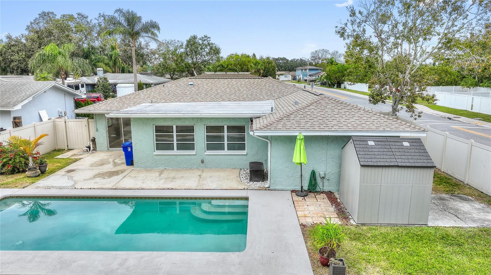 1801 FOREST DRIVE