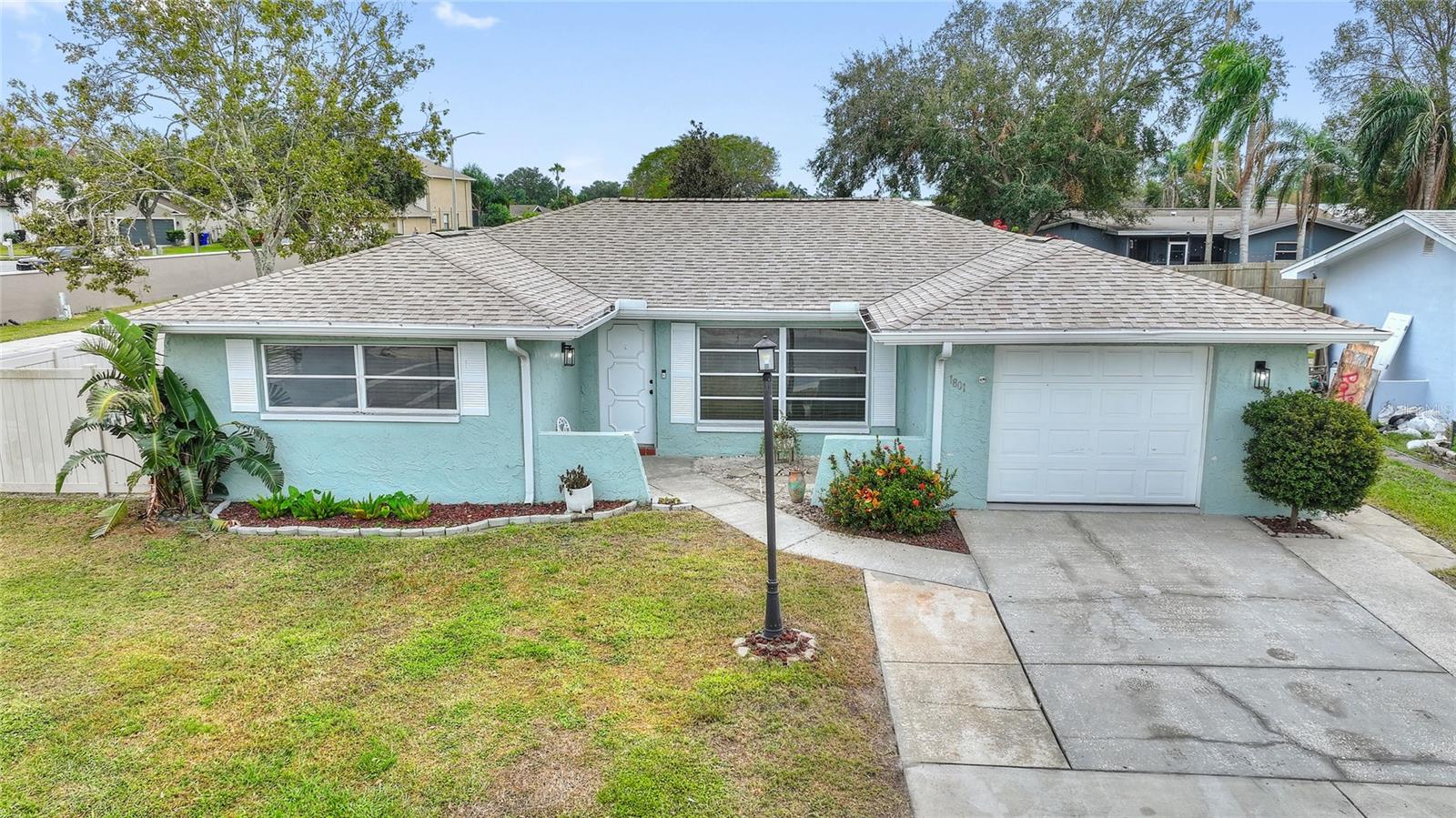 1801 FOREST DRIVE