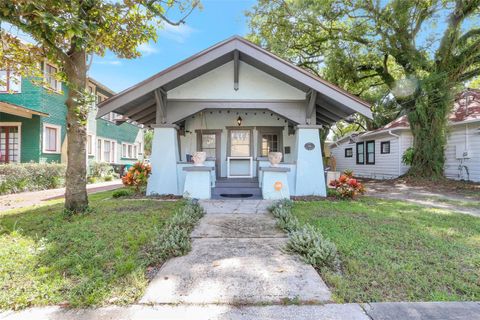 Photo of 416 E Anderson Street, Orlando, FL 32801 (MLS # R4910134) Photo of 416 E Anderson Street, Orlando, FL 32801 (MLS # R4910134)